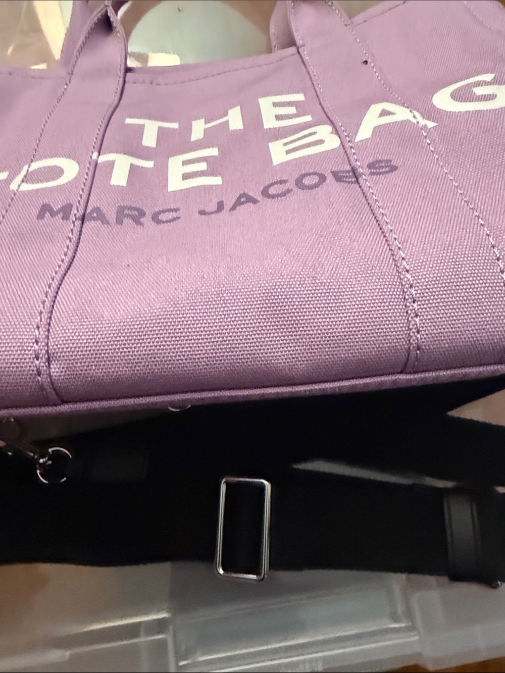 Marc Jacobs Lavender Canvas Tote medium size used - Picture 8 of 8